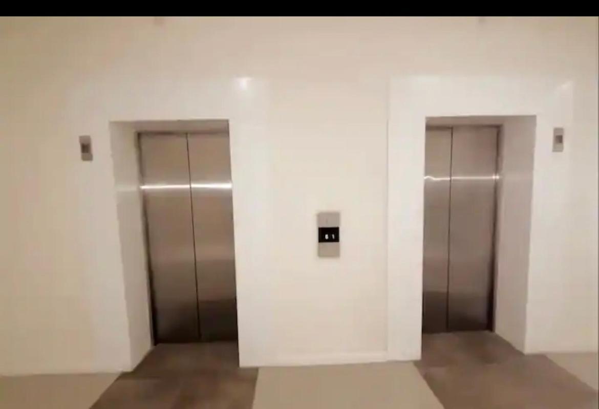 Bayfront Villa & Apartment 波特莫尔 外观 照片